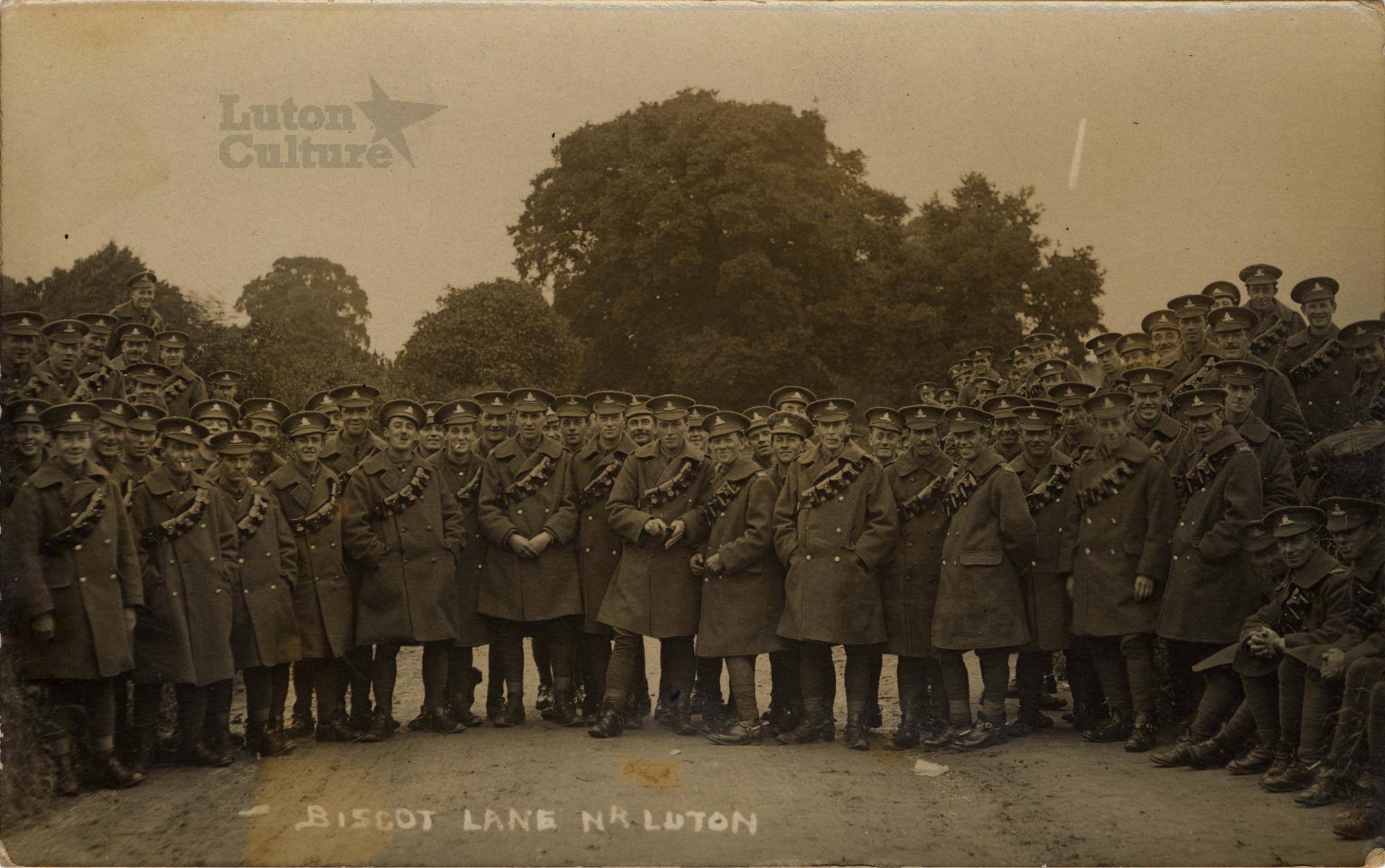 Z1306-75-16-23 Soldiers on Biscot Lane Luton